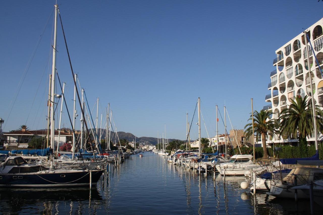 Empuriabrava Apartaments Nº6 Экстерьер фото